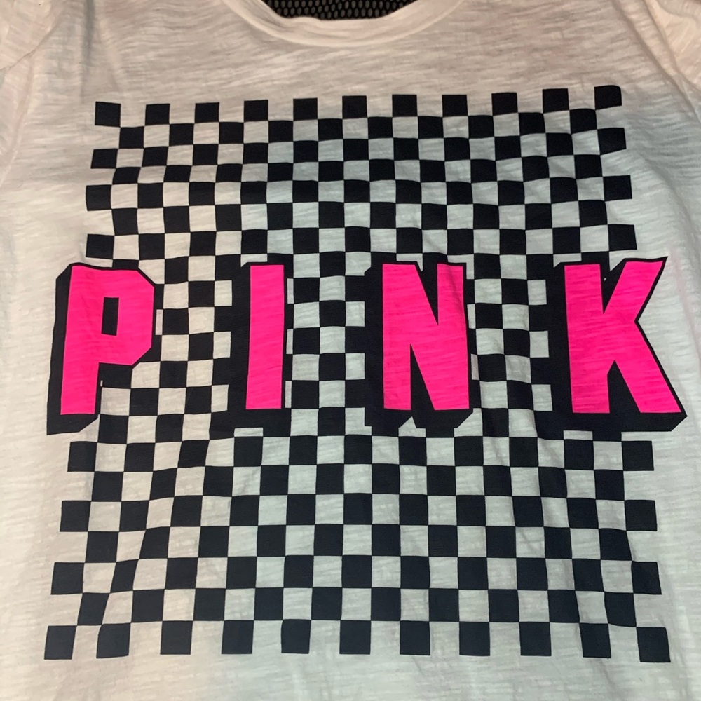 Vs Pink Checkered Net Tee